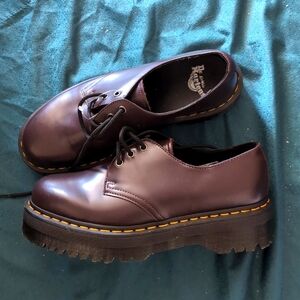 NWOT- never worn Brand new Doc Martens size 10